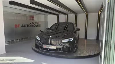 Vendo BMW 740 2019 - 52500 EUR, 149991 km - AUTO.MOTO.pt