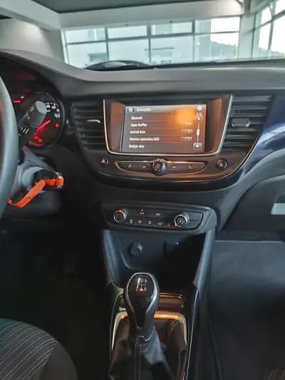 Vendo Opel Crossland X 2019 - 11950 EUR, 65500 km - AUTO.MOTO.pt