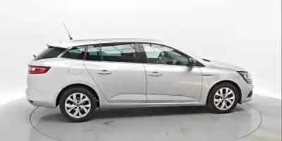 Sell Renault Mégane Sport Tourer 2019 - 13500 EUR, 143305 km - AUTO.MOTO.pt