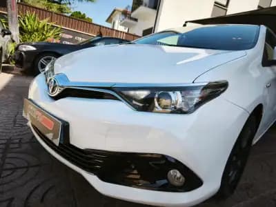 Sell Toyota Auris 2016 - 14900 EUR, 160000 km - AUTO.MOTO.pt
