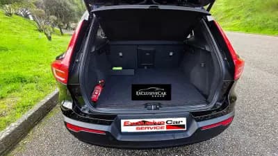 Vendo Volvo XC 40 2021 - 29900 EUR, 134000 km - AUTO.MOTO.pt