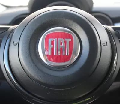 Sell Fiat 500X 2024 - 26680 EUR, 24795 km - AUTO.MOTO.pt