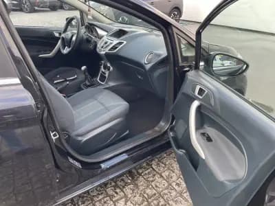 Sell Ford Fiesta 2011 - 7500 EUR, 91446 km - AUTO.MOTO.pt