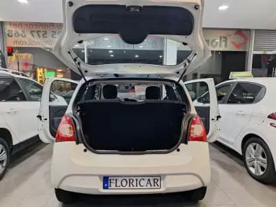 Vendo Renault Twingo 2014 - 5900 EUR, 161264 km - AUTO.MOTO.pt