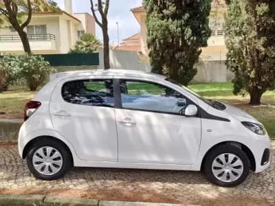 Vendo Peugeot 108 2014 - 7490 EUR, 140000 km - AUTO.MOTO.pt