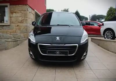 Vendo Peugeot 5008 2015 - 7450 EUR, 221000 km - AUTO.MOTO.pt
