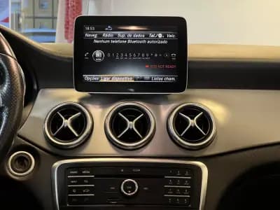 Vendo Mercedes-Benz CLA 200 2018 - 20990 EUR, 165000 km - AUTO.MOTO.pt