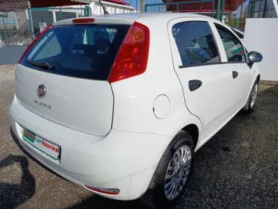 Vendo Fiat Punto 2016 - 7250 EUR, 113705 km - AUTO.MOTO.pt