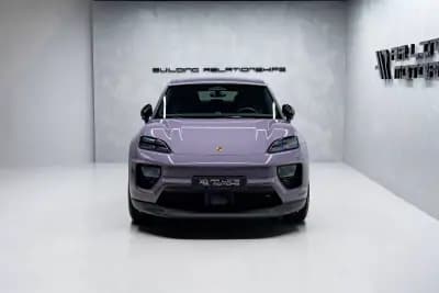 Vendo Porsche Macan 2025 - 88950 EUR, 14000 km - AUTO.MOTO.pt