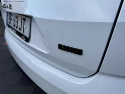 Sell Renault Mégane Sport Tourer 2023 - 24900 EUR, 16217 km - AUTO.MOTO.pt