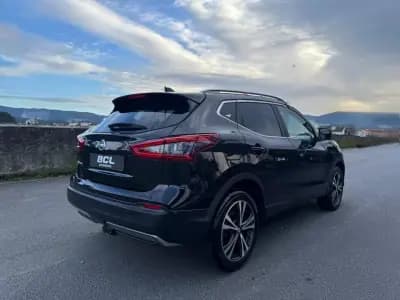 Vendo Nissan Qashqai 2018 - 18990 EUR, 161000 km - AUTO.MOTO.pt