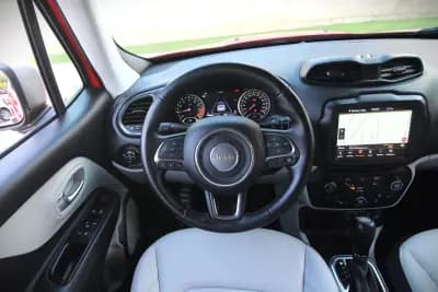 Sell Jeep Renegade 2018 - 15990 EUR, 116000 km - AUTO.MOTO.pt