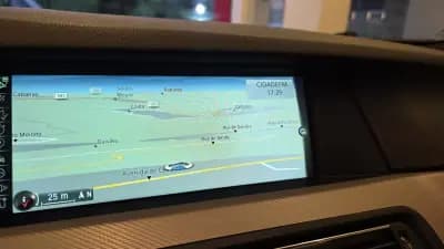 Vendo BMW 520 2013 - 15900 EUR, 212325 km - AUTO.MOTO.pt