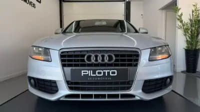 Vendo Audi A4 Avant 2008 - 9990 EUR, 300335 km - AUTO.MOTO.pt