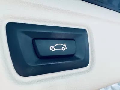 Vendo BMW 330 2020 - 32990 EUR, 101671 km - AUTO.MOTO.pt