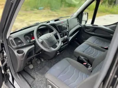 Sell Iveco Daily 2018 - 39990 EUR, 53596 km - AUTO.MOTO.pt