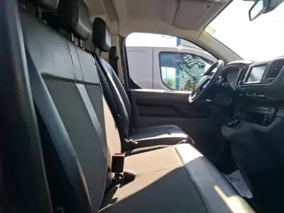 Vendo Peugeot Expert 2021 - 17990 EUR, 190844 km - AUTO.MOTO.pt