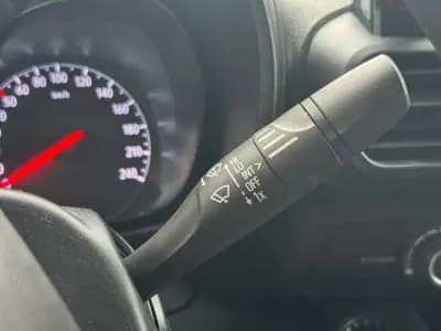 Vendo Opel Combo 2022 - 13950 EUR, 129000 km - AUTO.MOTO.pt