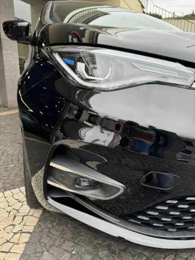 Sell Renault Zoe 2020 - 25500 EUR, 30800 km - AUTO.MOTO.pt