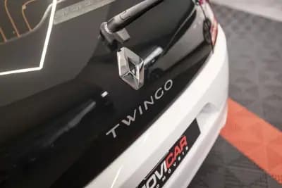 Vendo Renault Twingo 2019 - 10990 EUR, 90548 km - AUTO.MOTO.pt