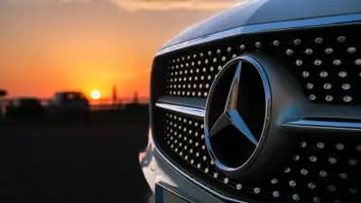 Vendo Mercedes-Benz E 220 2018 - 49000 EUR, 103000 km - AUTO.MOTO.pt