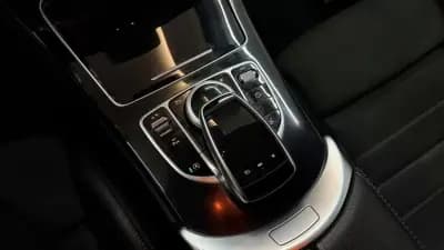 Vendo Mercedes-Benz C 220 2017 - 27990 EUR, 160170 km - AUTO.MOTO.pt