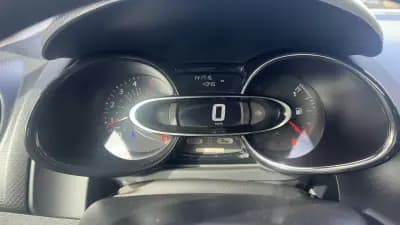 Sell Renault Clio 2016 - 10490 EUR, 141000 km - AUTO.MOTO.pt