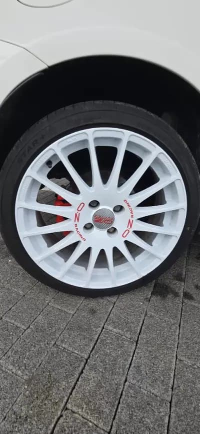 Sell Abarth 595 2015 - 14990 EUR, 72000 km - AUTO.MOTO.pt