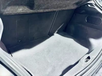 Vendo Peugeot 208 2017 - 8990 EUR, 100342 km - AUTO.MOTO.pt