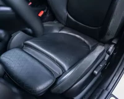 Vendo MINI Cooper 2015 - 19990 EUR, 135300 km - AUTO.MOTO.pt