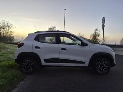 Vendo Dacia Spring 2022 - 11450 EUR, 26258 km - AUTO.MOTO.pt