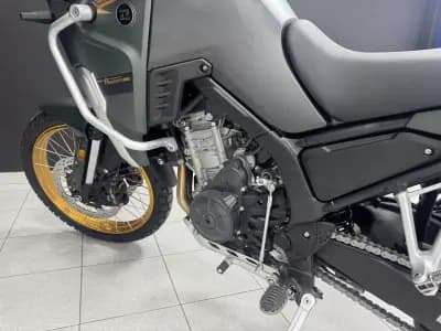 Vendo mota Kove Moto 800X Pro 2025 - 7990 EUR, 0 km - AUTO.MOTO.pt