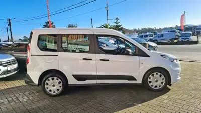 Vendo Ford Transit Connect 2019 - 16900 EUR, 240235 km - AUTO.MOTO.pt