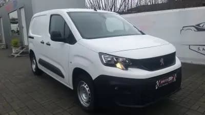 Vendo Peugeot Partner 2021 - 14750 EUR, 120590 km - AUTO.MOTO.pt