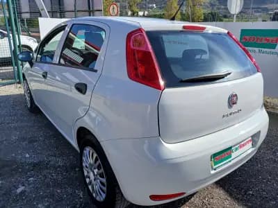 Vendo Fiat Punto 2016 - 7250 EUR, 113705 km - AUTO.MOTO.pt
