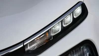 Sell Citroën C3 2021 - 10999 EUR, 99000 km - AUTO.MOTO.pt