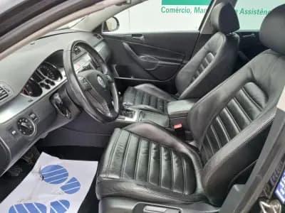 Vendo Volkswagen Passat 2006 - 8350 EUR, 138534 km - AUTO.MOTO.pt