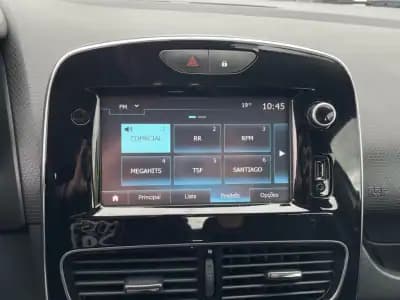 Vendo Renault Clio 2018 - 9600 EUR, 193898 km - AUTO.MOTO.pt