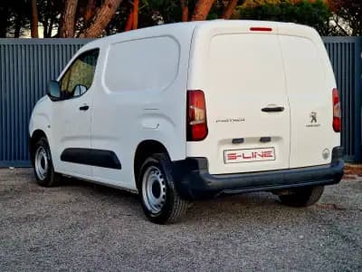 Vendo Peugeot Partner 2019 - 13990 EUR, 69037 km - AUTO.MOTO.pt