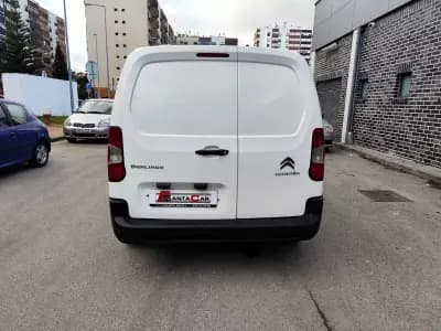 Vendo Citroën Berlingo 2019 - 13480 EUR, 182000 km - AUTO.MOTO.pt