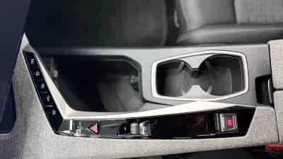 Sell Peugeot 5008 2025 - 31500 EUR, 8614 km - AUTO.MOTO.pt