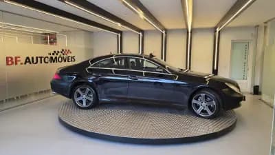 Sell Mercedes-Benz CLS 320 2007 - 12500 EUR, 452570 km - AUTO.MOTO.pt