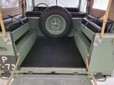 Vendo Land Rover Serie III 1973 - 35000 EUR, 87484 km - AUTO.MOTO.pt