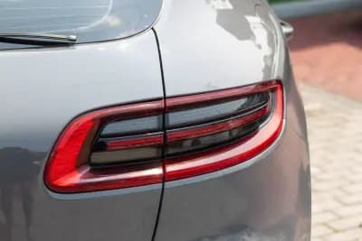 Sell Porsche Macan 2015 - 43900 EUR, 152799 km - AUTO.MOTO.pt