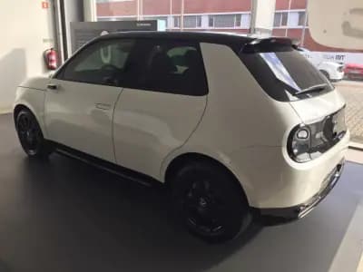 Sell Honda e 2021 - 20000 EUR, 10000 km - AUTO.MOTO.pt