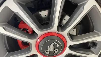 Vendo Abarth 595 2021 - 21990 EUR, 52892 km - AUTO.MOTO.pt