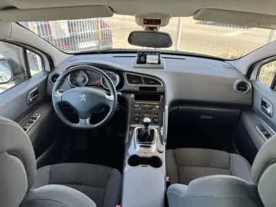 Sell Peugeot 3008 2014 - 10450 EUR, 225190 km - AUTO.MOTO.pt