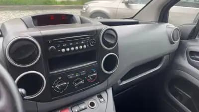 Sell Citroën Berlingo 1.6 HDI Attraction 2018 - 9990 EUR, 159980 km - AUTO.MOTO.pt