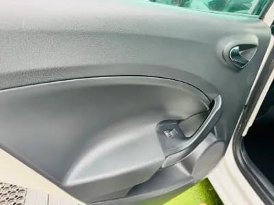 Sell SEAT Ibiza 2015 - 15000 EUR, 159000 km - AUTO.MOTO.pt