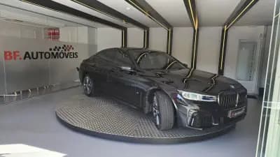 Vendo BMW 740 2019 - 52500 EUR, 149991 km - AUTO.MOTO.pt